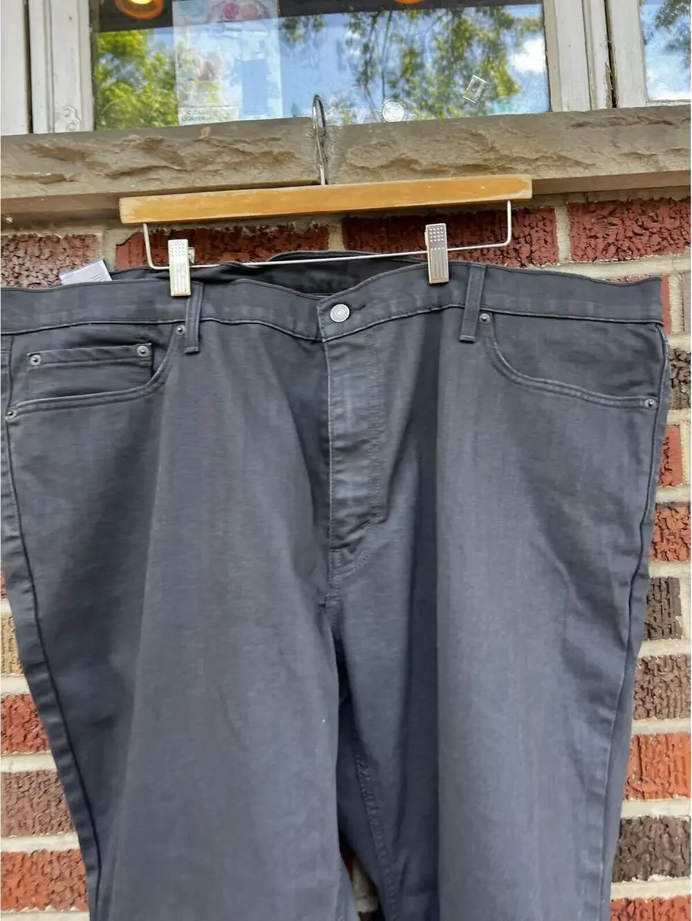 Levi’s Off Black Straight Fit Jeans